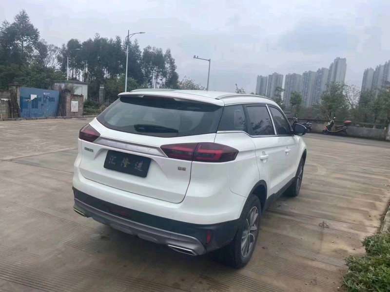梧州21年吉利博越4