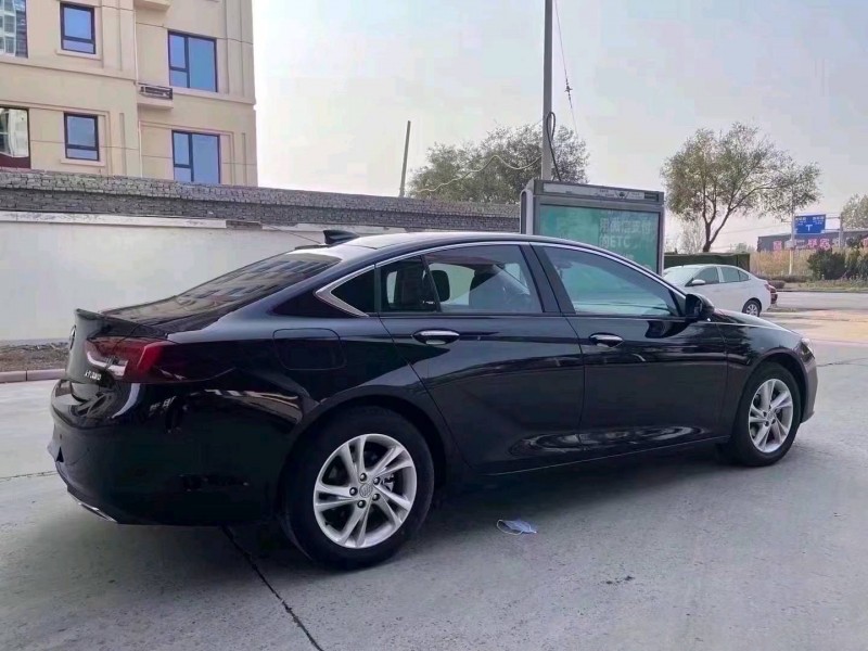 保定22年别克君威5