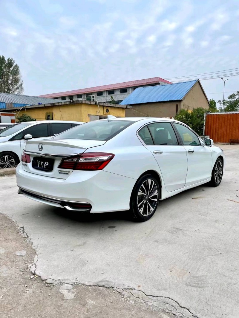 临沂19年本田雅阁9