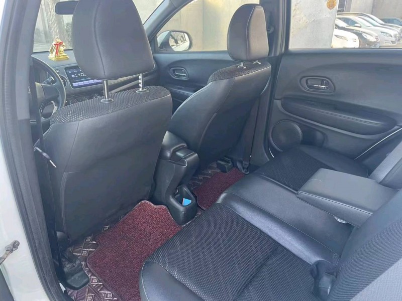 保定17年本田XRV6