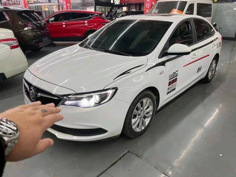 青岛20年别克英朗2