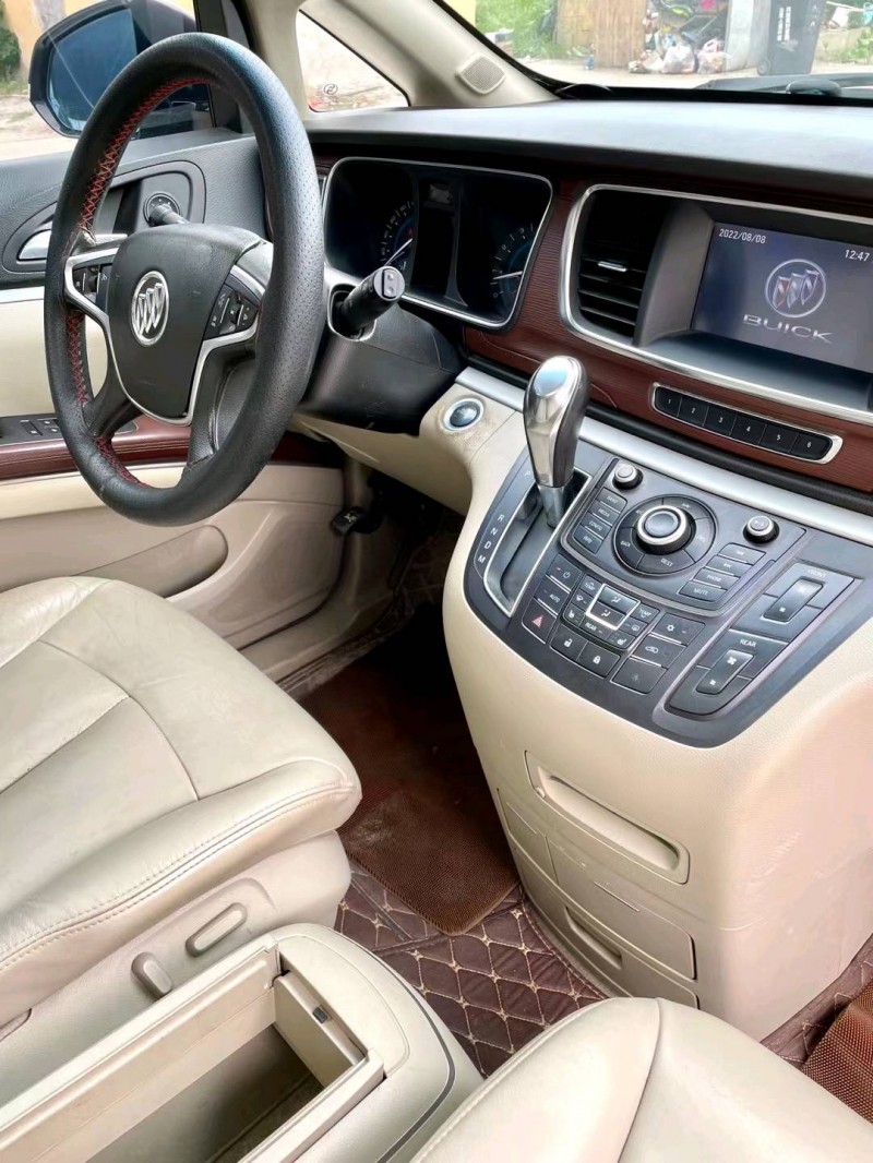 临沂15年别克GL84