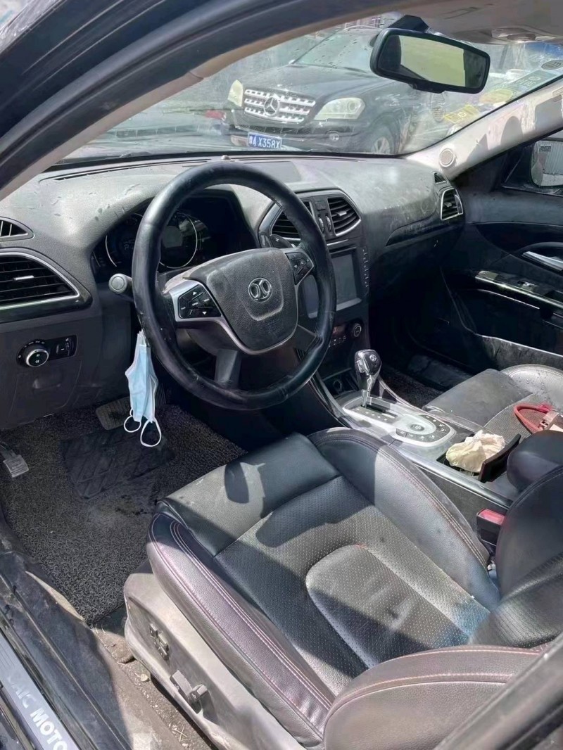 北京15年北汽绅宝D707