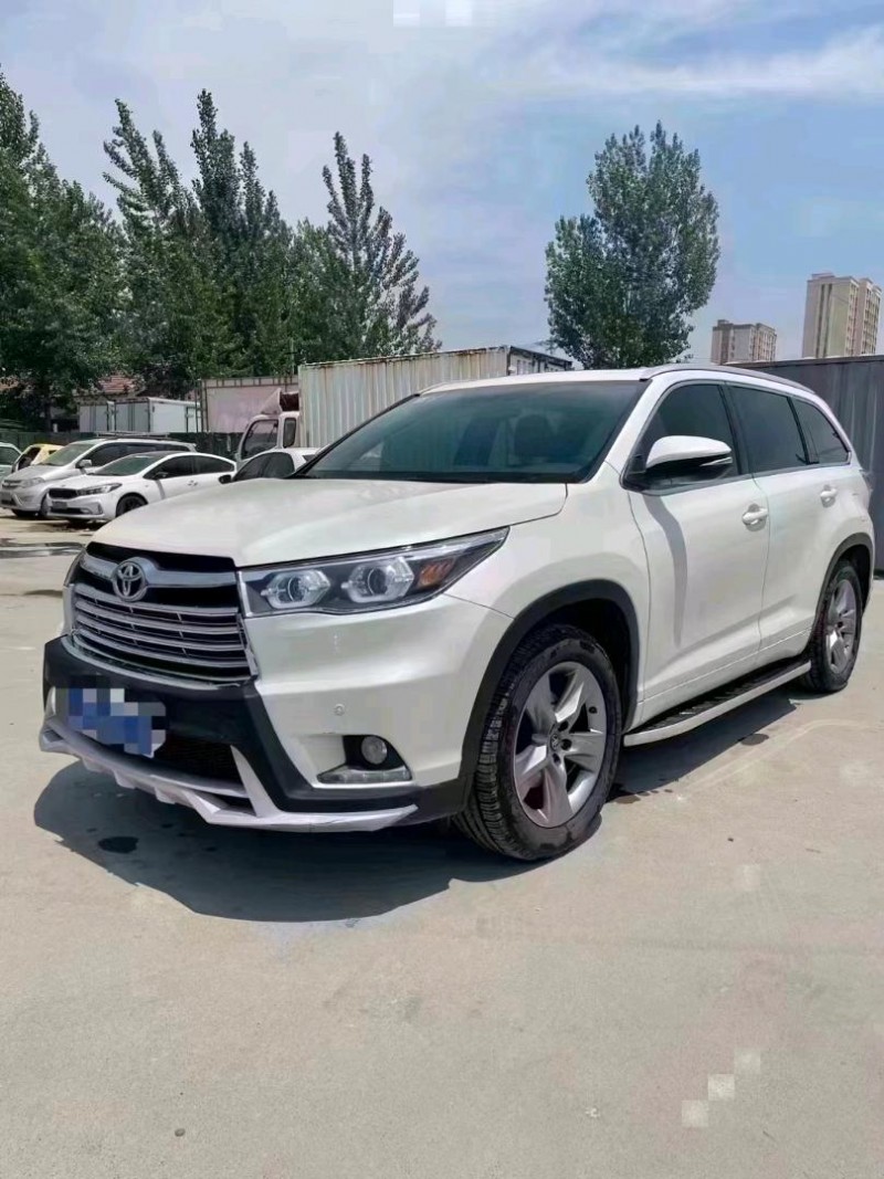 北京17年丰田汉兰达3