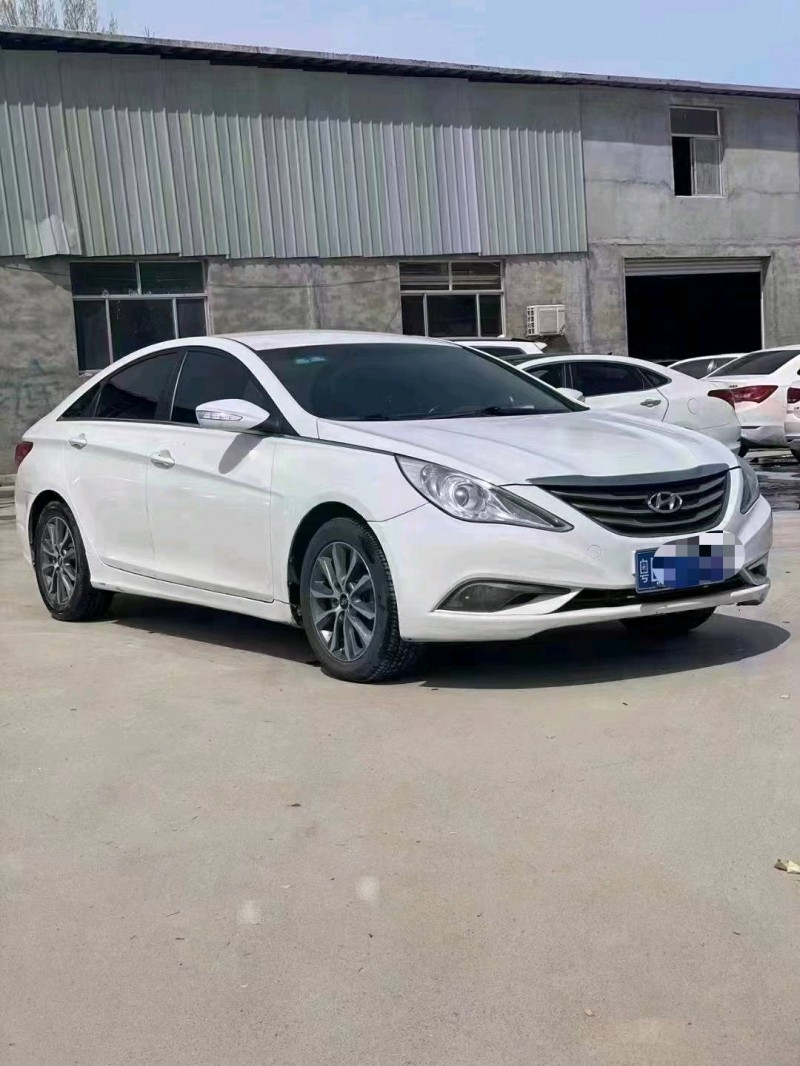 北京12年现代索纳塔八4