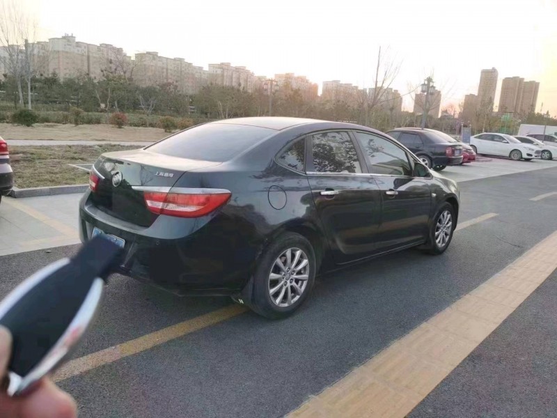 北京15年别克英朗GT3