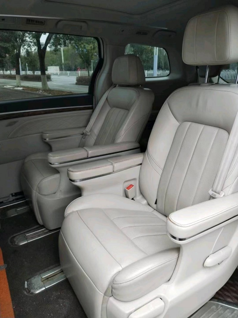 宜昌18年传祺M85