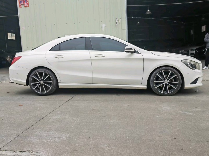 中山16年奔驰CLA4