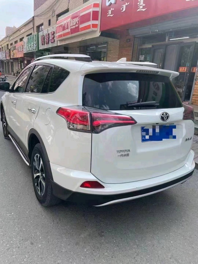 邢台18年丰田RAV4荣放7