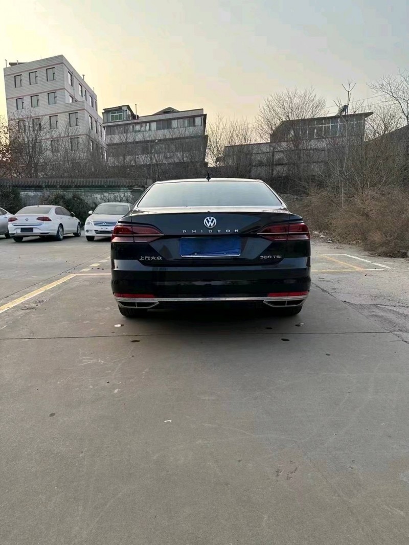 邯郸21年大众辉昂5
