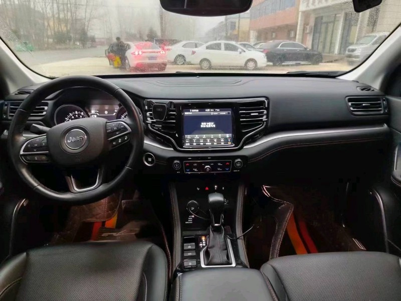 枣庄18年Jeep指挥官3