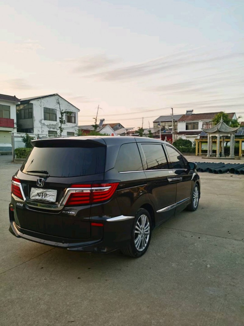 徐州16年本田艾力绅2