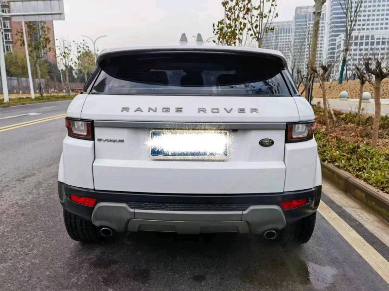 邢台18年路虎极光4