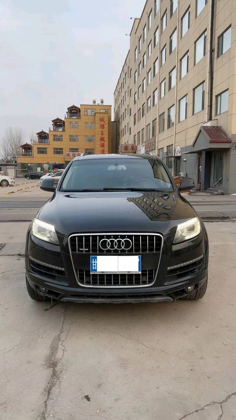 北京12年奥迪Q71