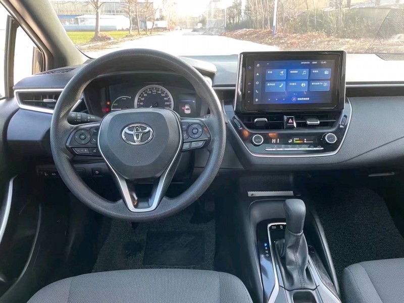 北京21年丰田雷凌2