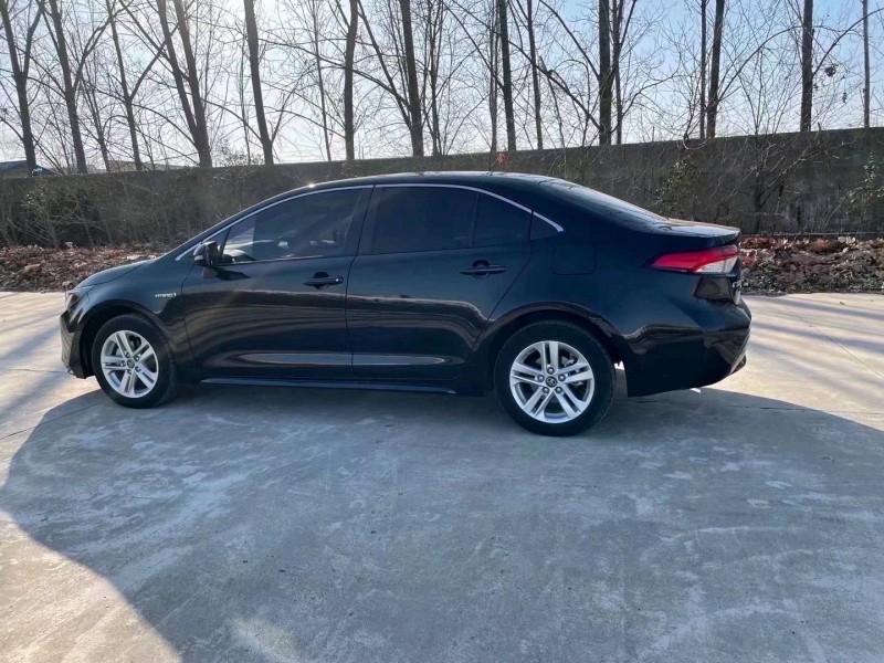 北京21年丰田雷凌7