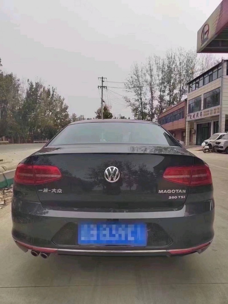 北京17年大众迈腾3