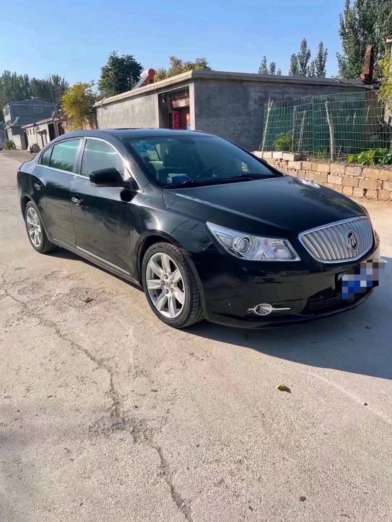 枣庄13年别克君越2