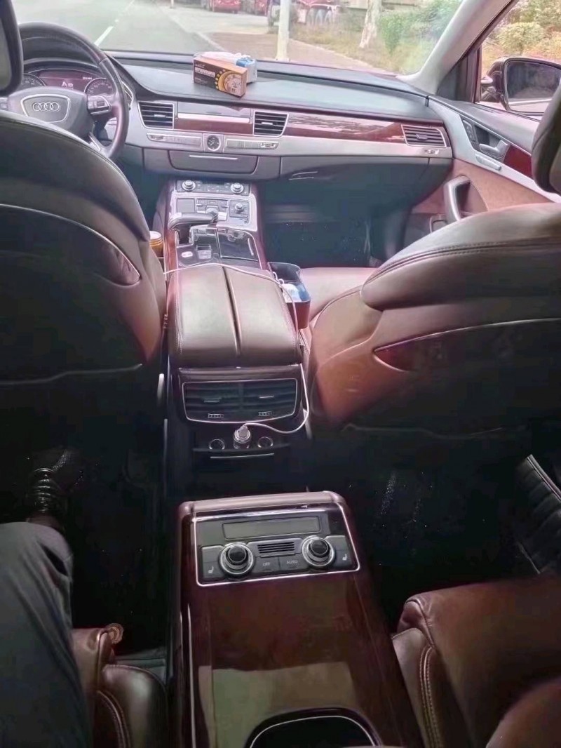 北京15年奥迪A8L9