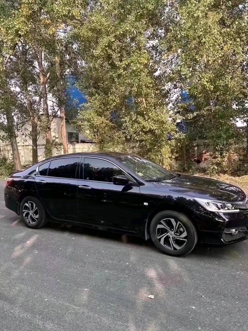 枣庄17年本田雅阁8