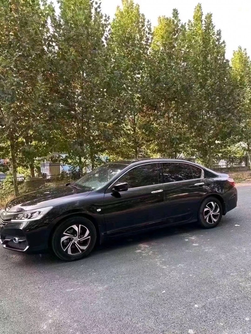 枣庄17年本田雅阁7