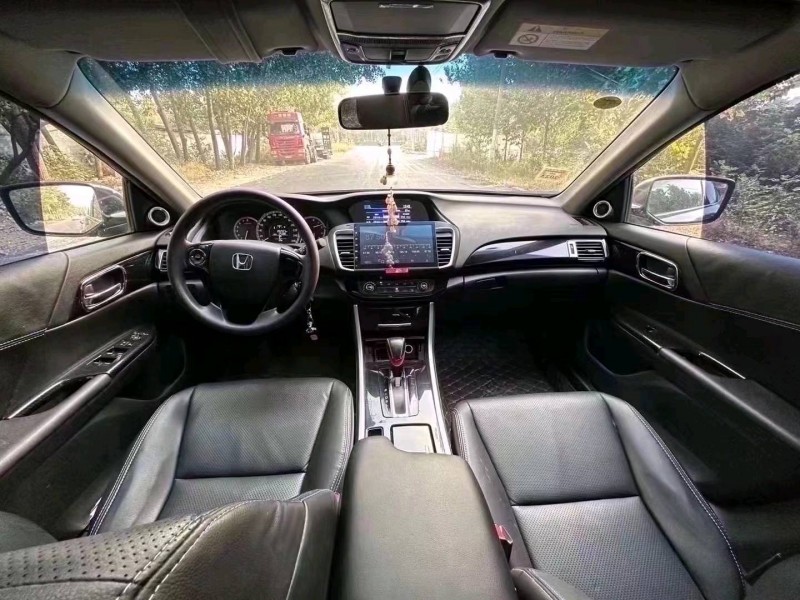 枣庄17年本田雅阁1