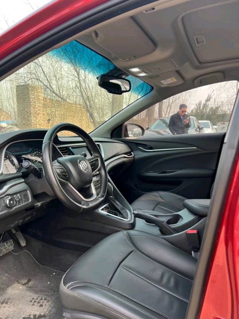 北京19年别克阅朗4