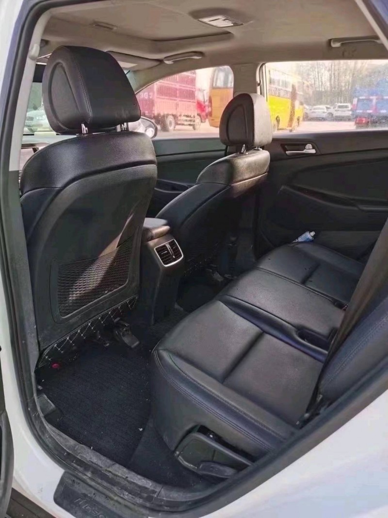 北京17年现代途胜5