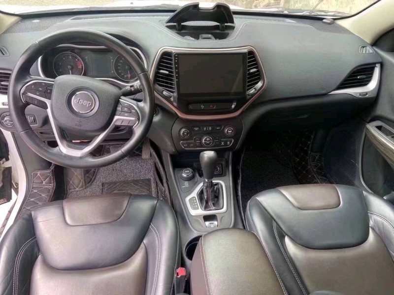 北京16年Jeep自由光3