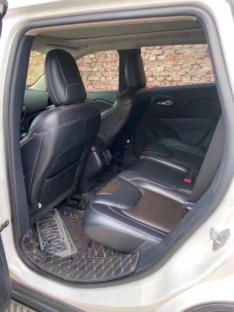 北京16年Jeep自由光4