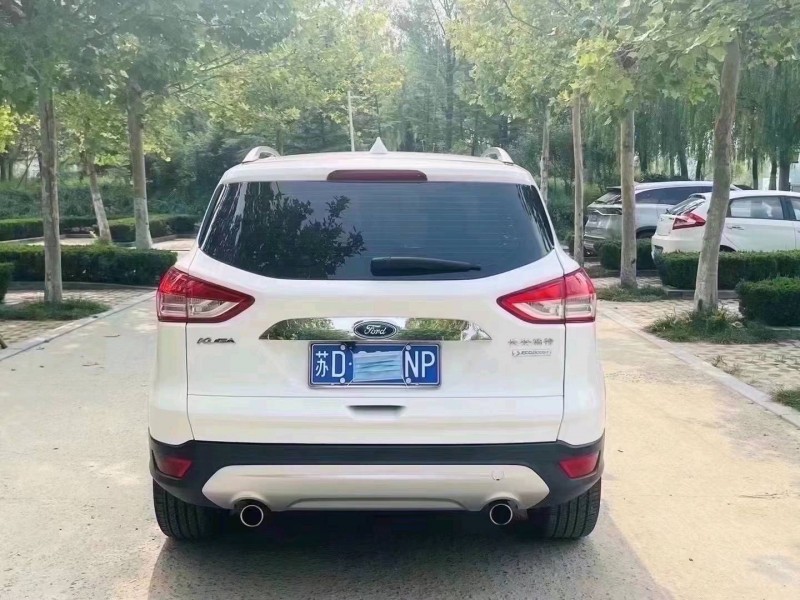 北京16年福特翼虎5