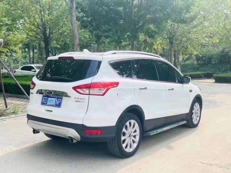 北京16年福特翼虎2