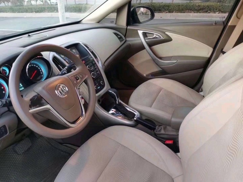 北京15年别克英朗GT4