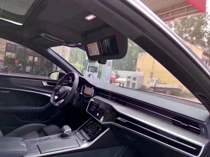 北京21年奥迪A7L5