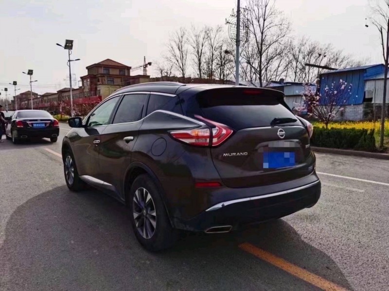 北京17年日产楼兰5