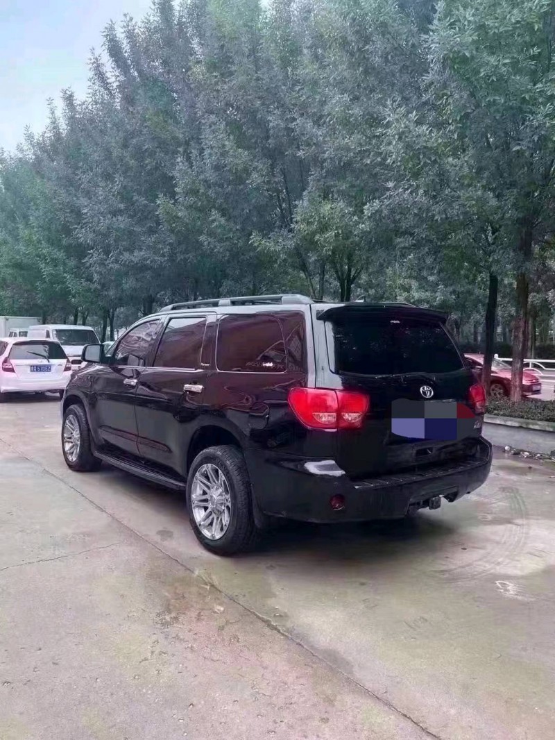 枣庄11年丰田红杉5