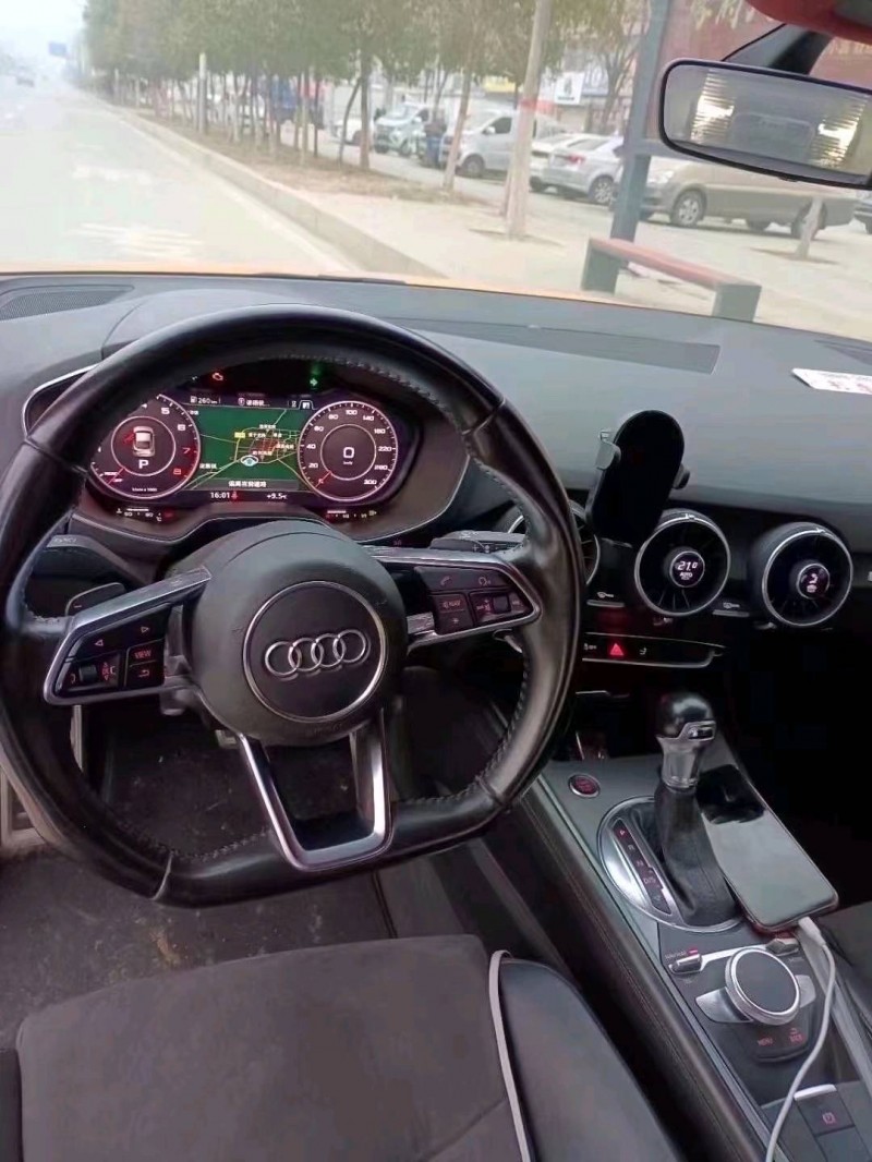 北京15年奥迪TT8