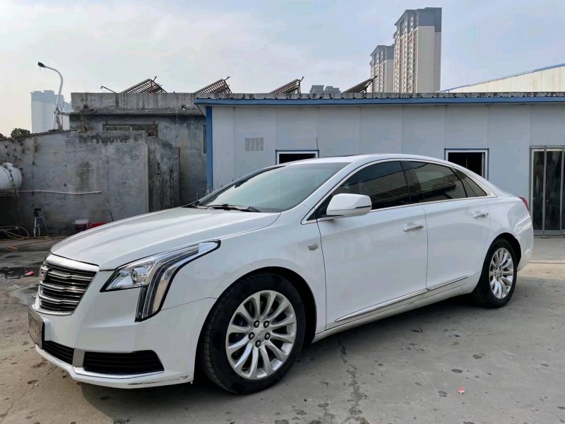 济宁18年凯迪拉克XTS3