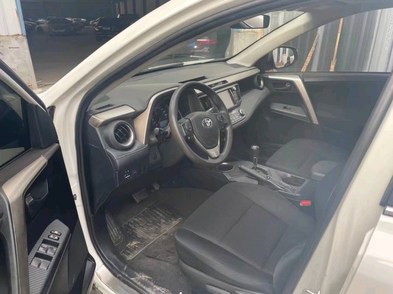 济宁15年丰田RAV4荣放6