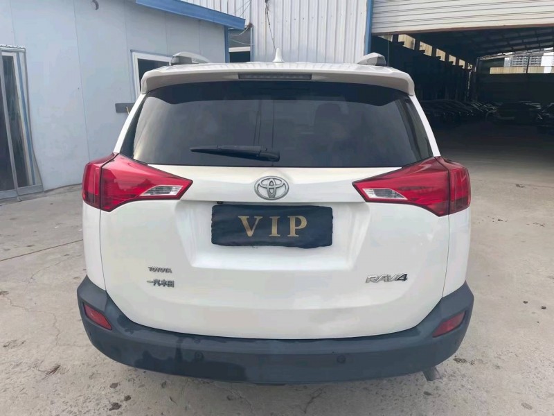 济宁15年丰田RAV4荣放9