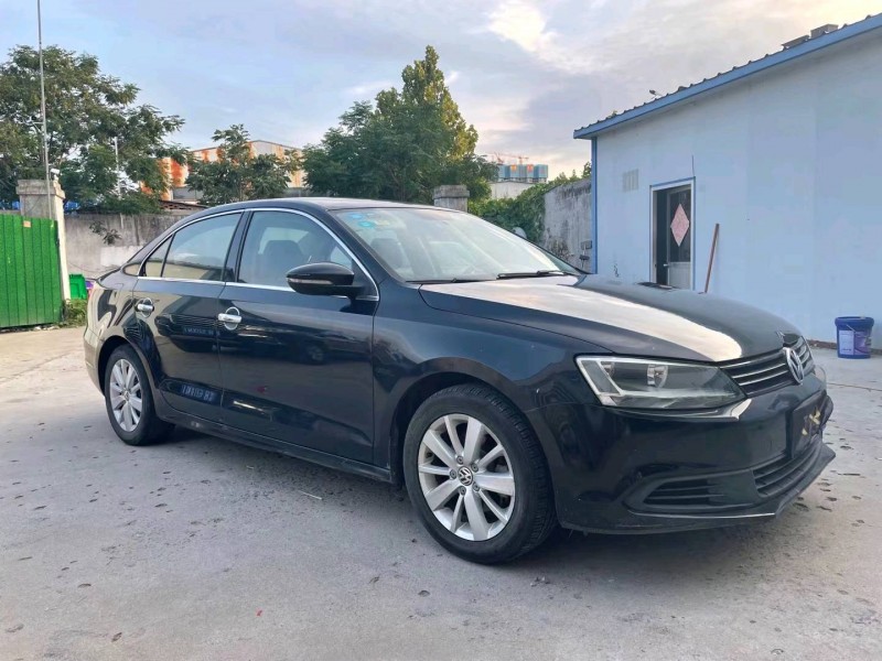 济宁15年大众速腾8