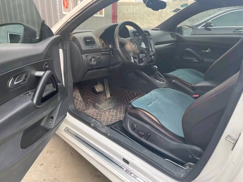 济宁14年大众尚酷4