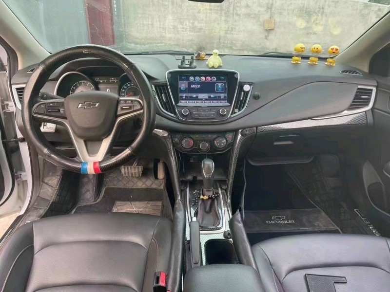 济宁20年雪佛兰科鲁泽4