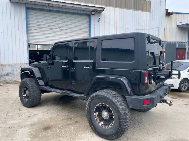 济宁13年Jeep牧马人7