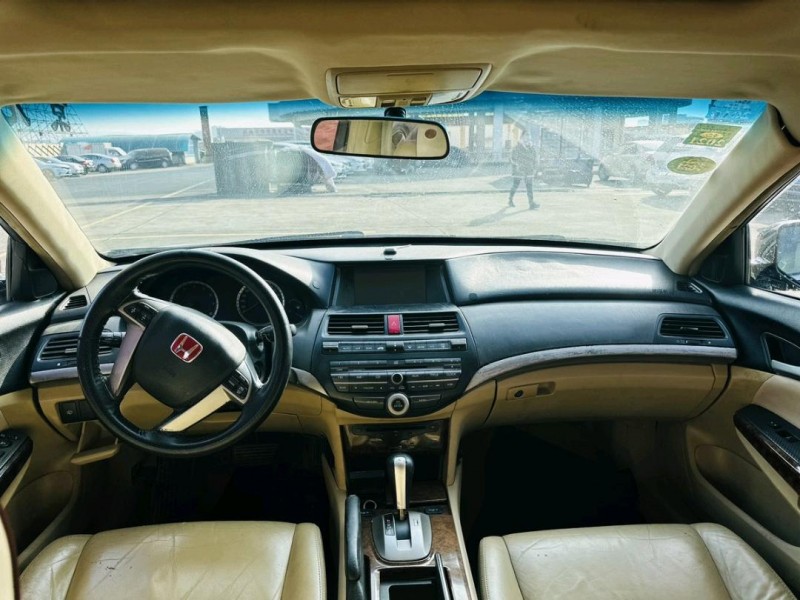 东莞10年本田雅阁5