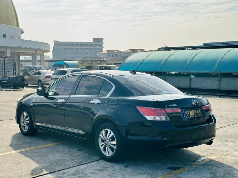 东莞10年本田雅阁6