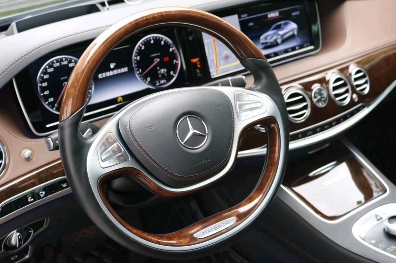 枣庄15年奔驰迈巴赫S级7