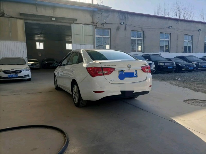 保定16年别克英朗7