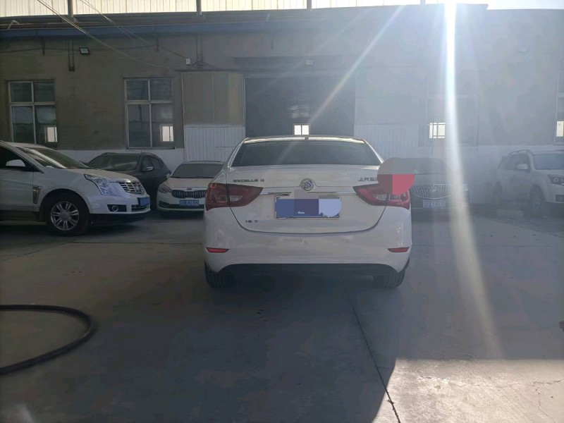 保定16年别克英朗8