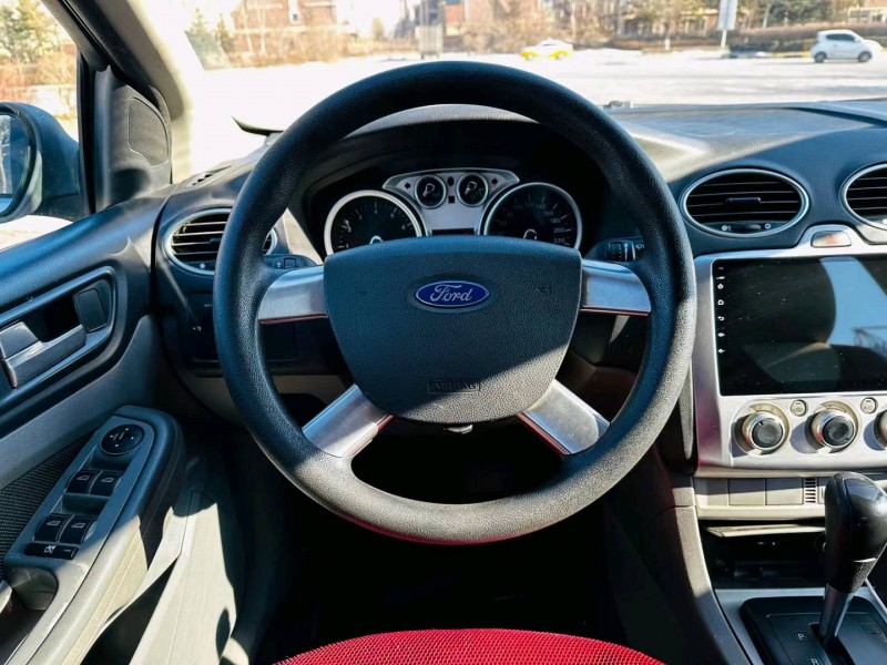 沈阳12年福特福克斯4